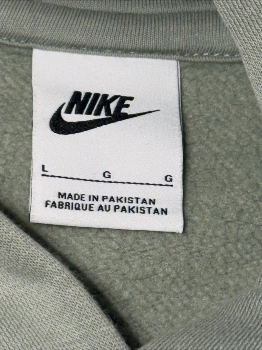 Nike Men’s Spellout Embroidered Logo Hoodie Sweatshirt Size L